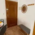 Charming 500m To Cura Apartment