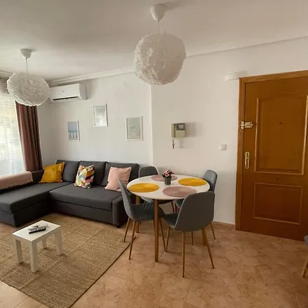 Apartment Charming 500m To Cura