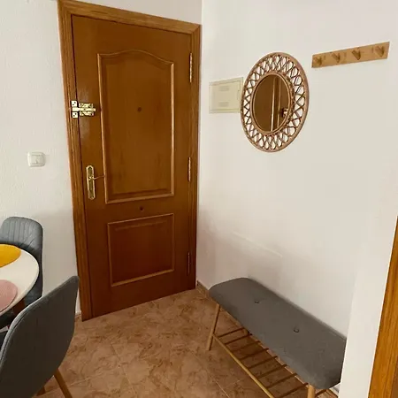 Charming 500m To Cura Apartment
