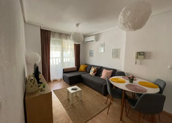 Charming 500m To Cura Apartmán Torrevieja